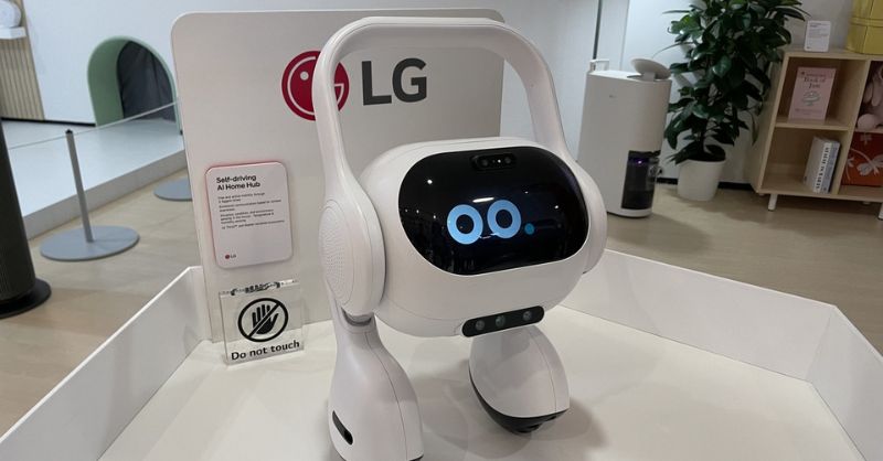 LG’s Self-driving Home Hub